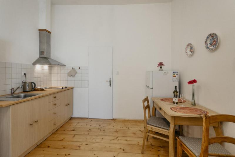 Apartman 3, Suvorovova 158 Cesky Brod Luaran gambar