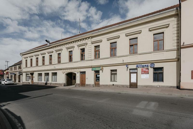 Apartman 3, Suvorovova 158 Cesky Brod Luaran gambar