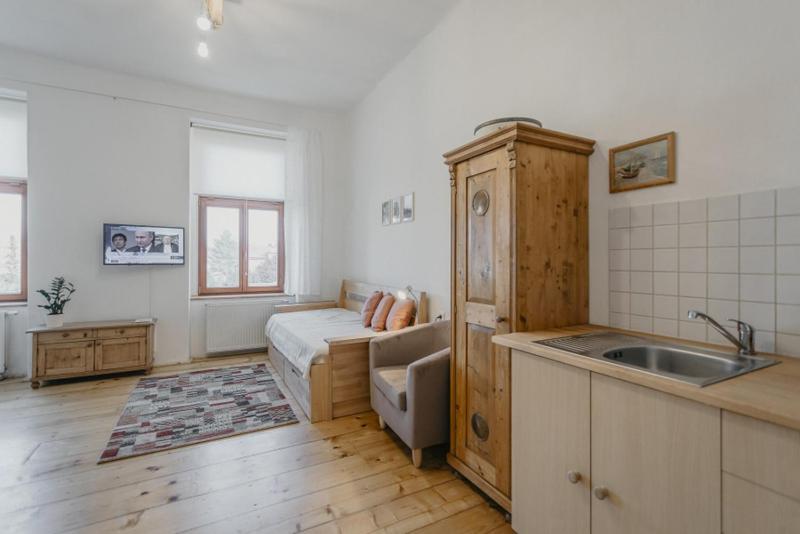 Apartman 3, Suvorovova 158 Cesky Brod Luaran gambar